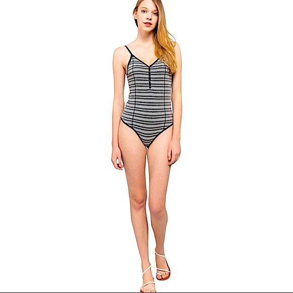 POL size large black, grey, & white striped ribbed vneck bodysuit, snap bottom - Picture 3 of 15